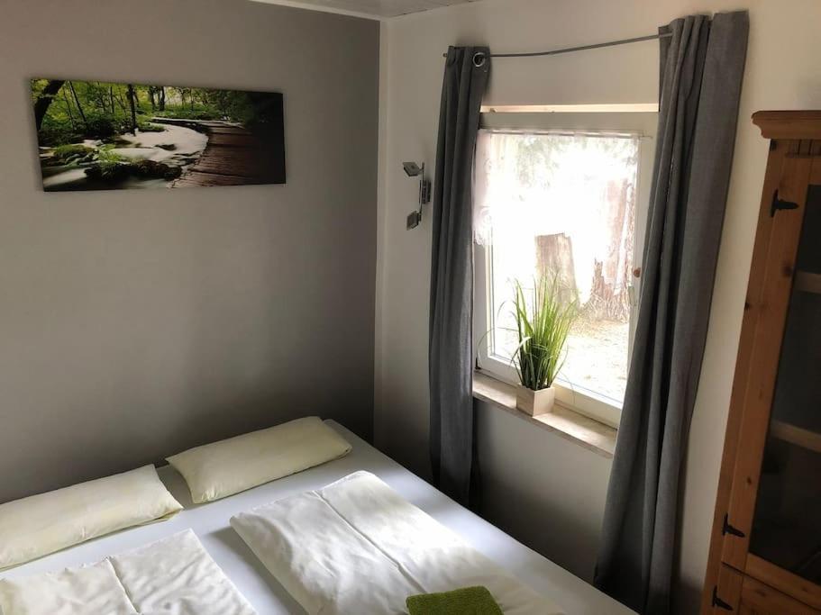 Gemuetlicher Bungalow In Cottbus - Sielow Exteriér fotografie